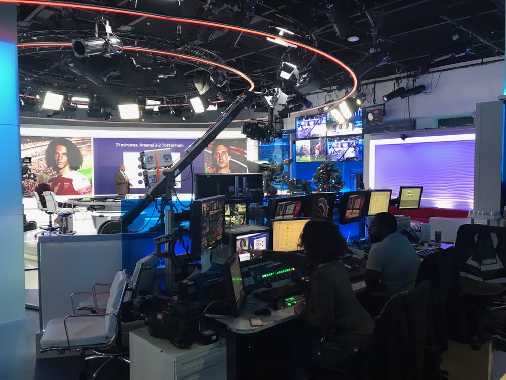 MartinHI_UK's tweet photo. Fantastic to be at @skynews HQ ready to talk all about celebrating our older generation with @skysarahjane 💫 https://t.co/HIogWxadWs