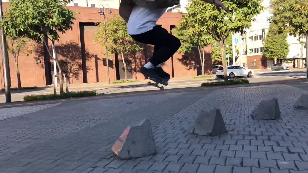 localclips's tweet photo. 北海道のローカルスケーター中村レイジのiPhoneクリップ集！（2:14）
https://t.co/9IhPC8Ca6V https://t.co/0up9Cc1p2j