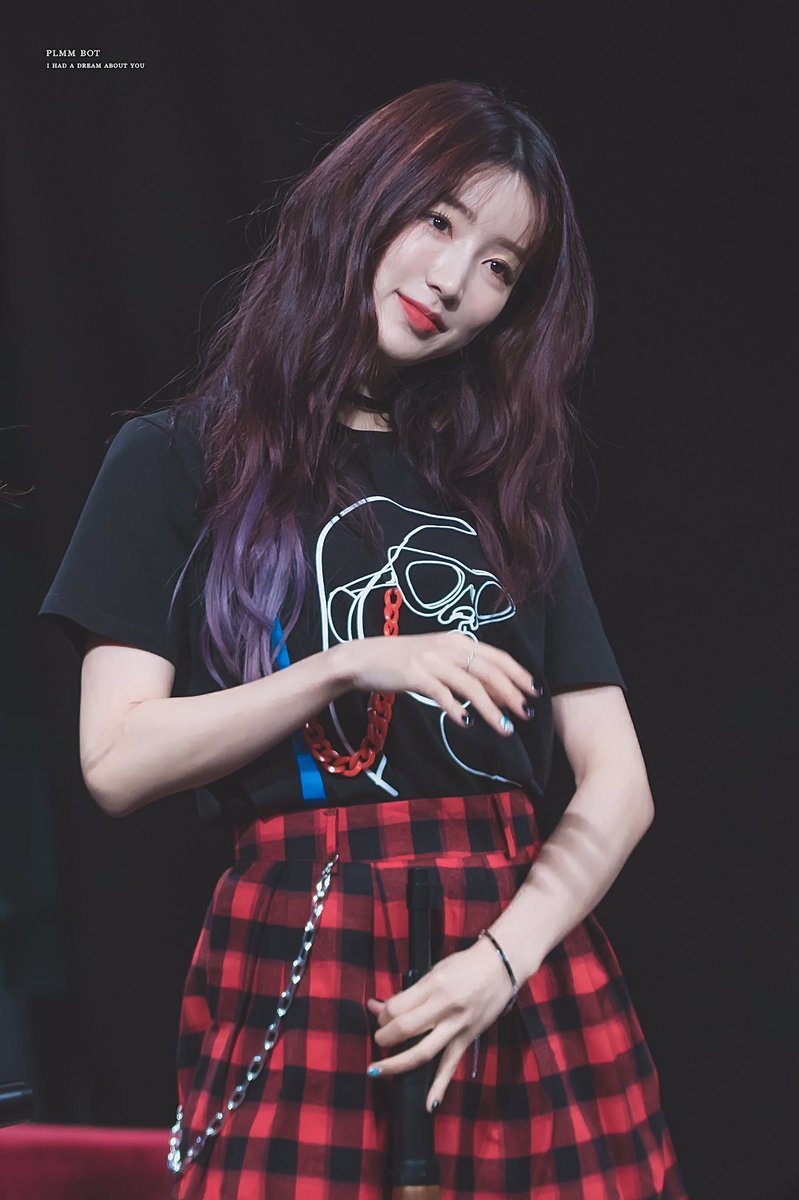 BotPlmm's tweet photo. 181124 분당 팬싸인회
🔫🔫🔫
#하나 #HANA #구구단 #gugudan
@gu9udan https://t.co/WYs4QK6h34