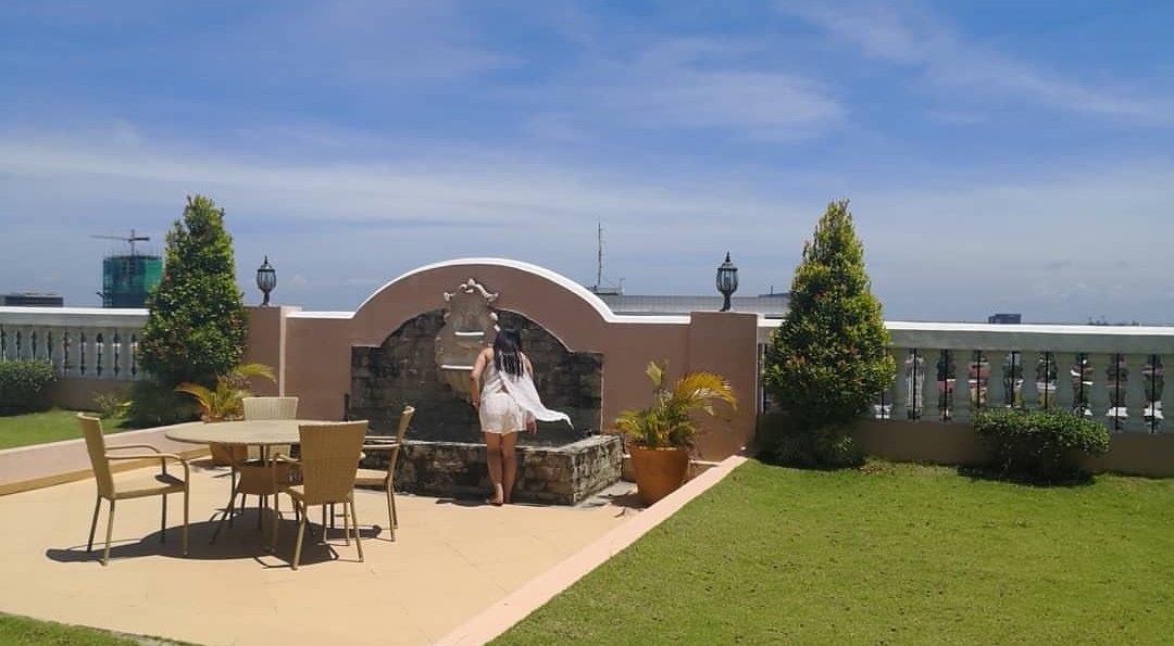 femaletrotter's tweet photo. Lovin' this rooftop lounge at ZENRooms Sta. Barbara Suites in Cebu!
Visit https://t.co/dxIBMLH4pd and book the nearest ZenRooms near you or anywhere in Southeast Asia. Use ZENFENELLA to get 20% discount! Let's #TravelMore and #PayLess with @zenroomsglobal
#Travel #Hotel #ZENVIP https://t.co/8rH5t9PQYq