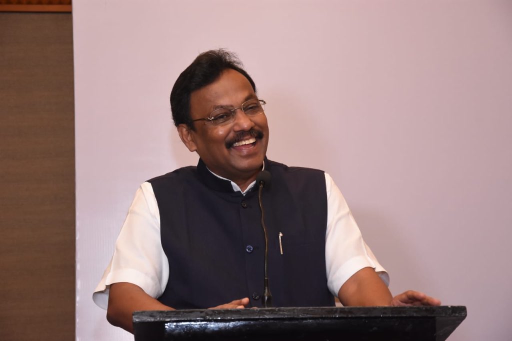TawdeVinod's tweet image. It was a delight to join ‘Celebrating Inclusion’, hosted by @worcester_uni for the honorary doctorate felicitation of Dr. Swaroop Sampat ji for her noteworthy contributions to the field of education &amp;amp; inclusion. I extend my best to her and her journey further with #MIEB.