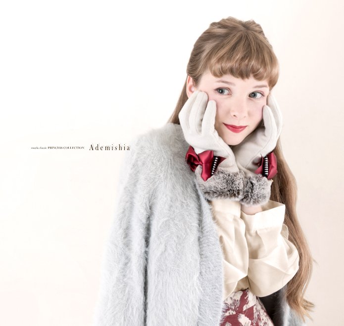 mayla_classic's tweet photo. ■365日ツイッタープレゼントキャンペーン＜12/5 朝の部＞■

＼フォロー&amp;RTで応募完了／

プリンセスコレクション・ニットグローブ
mayla classicのアイテムを毎日抽選で1名様に🎁

▼応募詳細はこちら
https://t.co/zu3vcp3dvs
締切 12/7 24:00

▼過去の当選者様を見る
https://t.co/jZ7L9AEZNk https://t.co/Mgw6hJHZ6Q