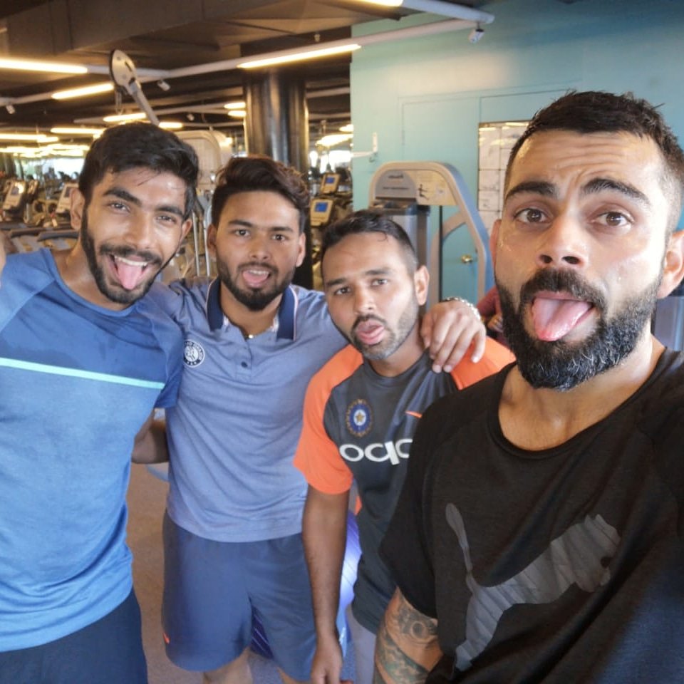 imVkohli's tweet photo. That's what happens when you do group circuit training! 🏋️ https://t.co/bIKhq1mwqD