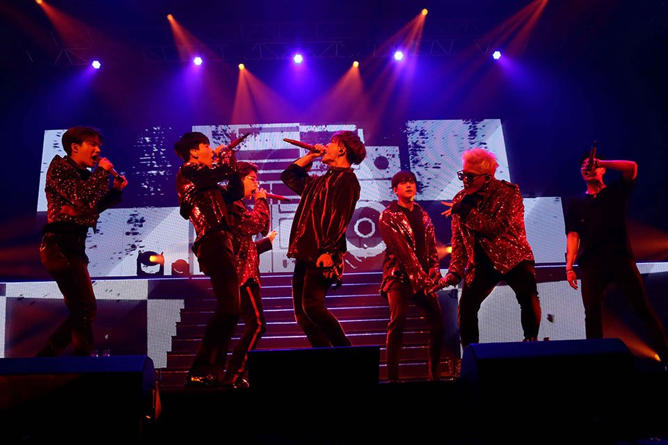 InterFM897's tweet photo. 【チケットプレゼント】世界を舞台に活躍する実力派ボーイズグループ #iKON のJAPAN TOUR！
ファイナルを飾る12/22(土)、23(日)の京セラドーム大阪公演チケット各日3組6名様をプレゼント！！フォロー＆RT、観覧希望日をリプライで応募完了🙌
締切は12/9(日)24時まで。
#iKONJAPANTOUR2018 #interfm897 https://t.co/P0T2EfdxQi