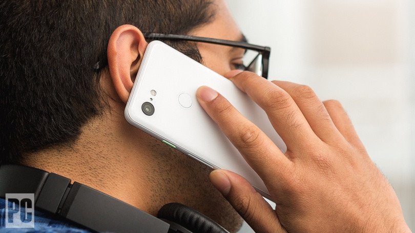 PCMag's tweet photo. 10 phones that are almost perfect: https://t.co/2Xo48fFnph https://t.co/BkTYm5pifZ