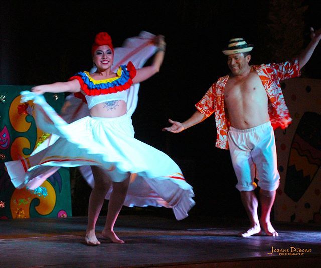 We were treated to a colorful dance performance tonight under the stars during dinner at The Market restaurant at the Villa del Palmar resort at the islands of Loreto, Mexico. .
.
.
#10Best #TPCDazanteBay #villadelpalmarl #DazanteBay <a href="/tpcdanzantebay/">TPC DANZANTE BAY</a> #Vil… instagram.com/p/Bq6bbJ2l9FP/