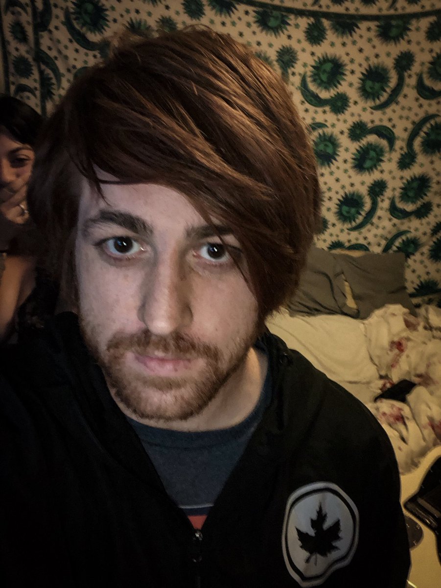 KylleReece's tweet photo. Rawr xD I’ll b listening 2 plagues by the devil wears prada all nite xD #ItsNotAPhaseMom #2008Called #AndiAnswered xD https://t.co/VcgqtXgKja