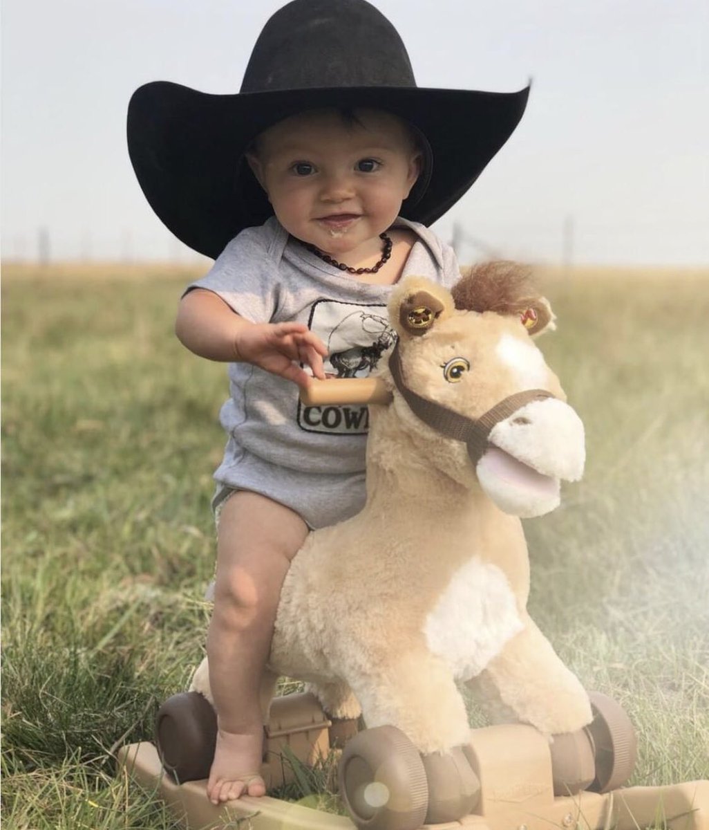 BillysWestern's tweet photo. Start em young and raise em right!
#BillysWesternWear https://t.co/JxkNA6VOG4