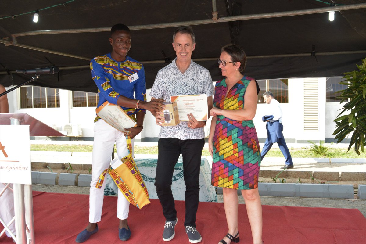 IITA_CGIAR's tweet photo. Congratulations to #TwitterContest #P4DWeek winners to serve as Ambassadors in promoting IITA towards transforming African #agriculture.
🥇Best Scientist Twitter User @jamesplegg
🥈Best Hub Twitter User #iitaEastAfrica
🥉Promising Scientist Twitter User @pat_foodsci #SocialMedia https://t.co/gm3HLRLjb2
