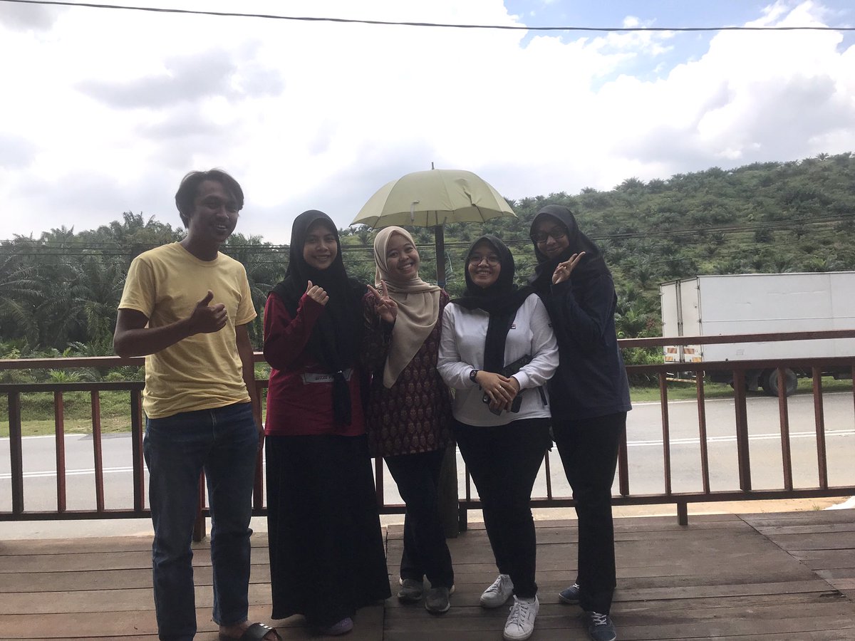 restoranpayung's tweet photo. 🌂
Alhamdulillah. Terima kasih geng sudi berkolaborasi bersama Restoran Payung. Terima kasih kerana banyak membantu, berkongsi ilmu dan menyumbangkan idea. Kurang lebih mintak halal ye dalam tempoh sebulan lebih kita bekerjasama ni. Kita berjaya sama-sama okay☺️ https://t.co/vRnkVnbGGB
