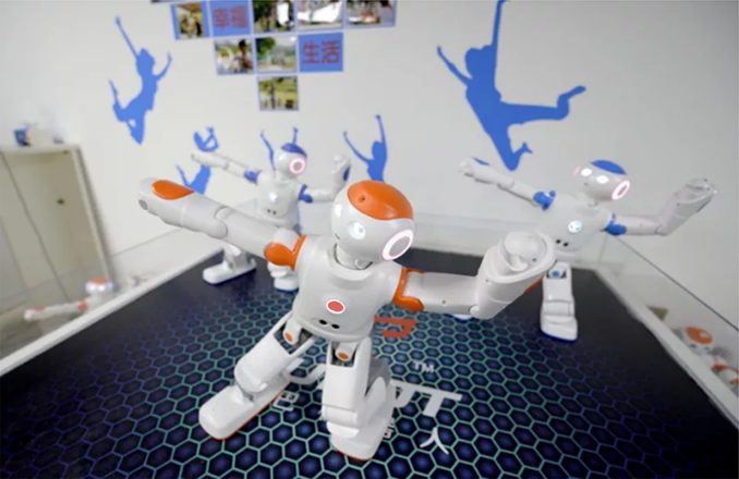 Fridazhu1's tweet image. #Huahui’ s Front-Desk Service Robot FR01 is excellent. It provides stable product performance, helping greet customers at front desk which is helpful to increase customer loyalty. 
See product here:huahuico.com/front-desk-ser…
#hotelrobot #hotelsolution #smartrobot #huahui #smarthotel