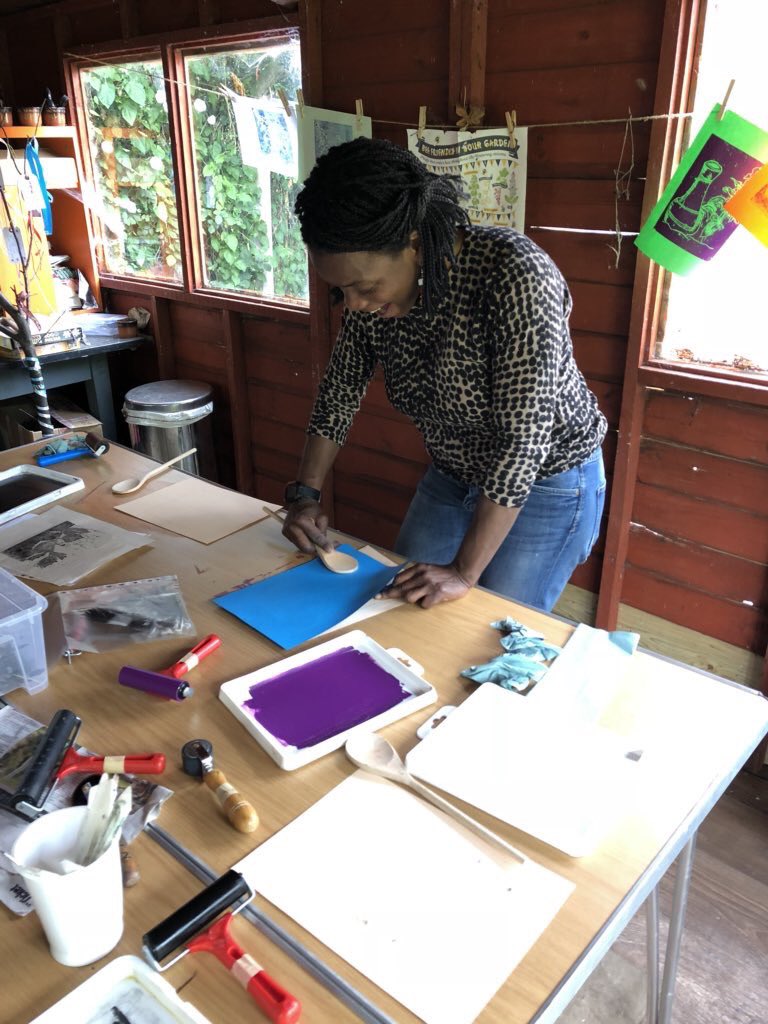 BoundaryWay's tweet photo. #Wolverhamptonarts #AdventCalender day 3 @LindaNevillprnt ran a #linoprinting workshop at #BoundaryWay this Summer taking inspiration from our community garden- find out more about her work &amp; sign up for her newsletter here https://t.co/7vdP5575Gx #supportlocalartists https://t.co/SADeD4TWcH