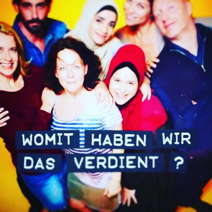 barbaratoth's tweet photo. Lust auf einen kinoabend diesen Dienstag? Kommt um 19:30 ins village Cinema, schaut euch #womithabenwirdasverdient an & hört anschließend Regisseurin @EvaSpreitzhofer & @dorabinovici mit mir im Gespräch über #Patchwork #Stiefmütter und #Kopftuch in Kooperation mit @falter_at https://t.co/NqQ2PEQXZc
