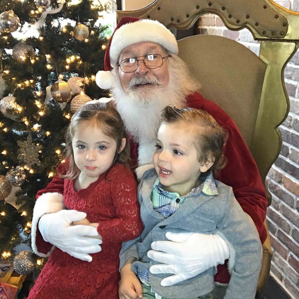 FitGirlPW's tweet photo. New Post! My Holiday Fitness Plan https://t.co/LYm7lbEXCD https://t.co/0MALoUjPh2