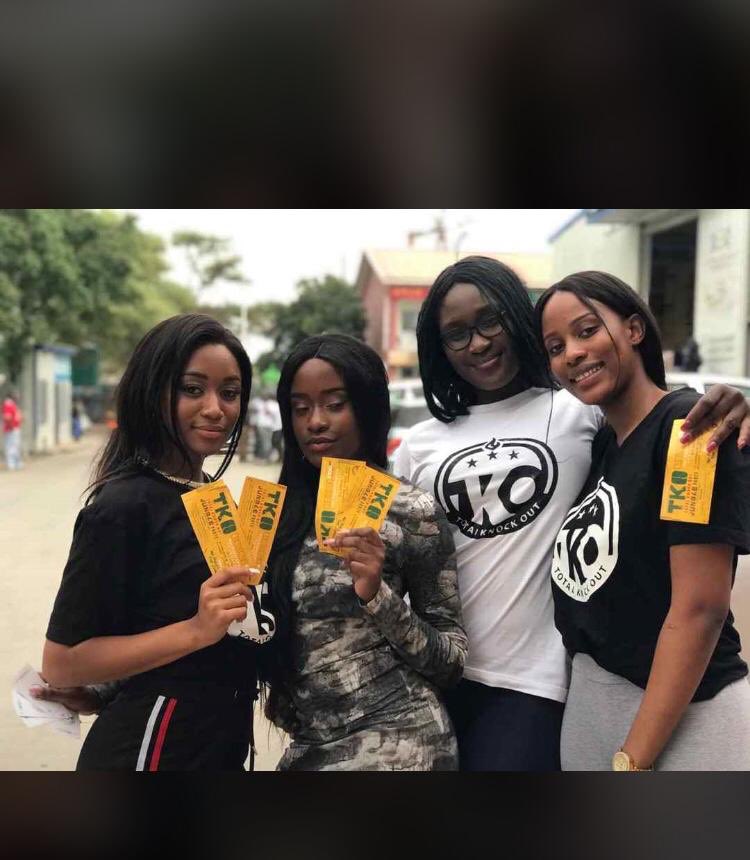 TKO_Events's tweet photo. Great weekend with our team handing out our flyers &amp; selling tickets. 
Get your tickets now 🗣🚨
DM for bookings &amp; inquires 
#NoRulesInTheJungle🦍
#TkoEvents 
#FillUpChez🔋 https://t.co/PdmQOdN9dc