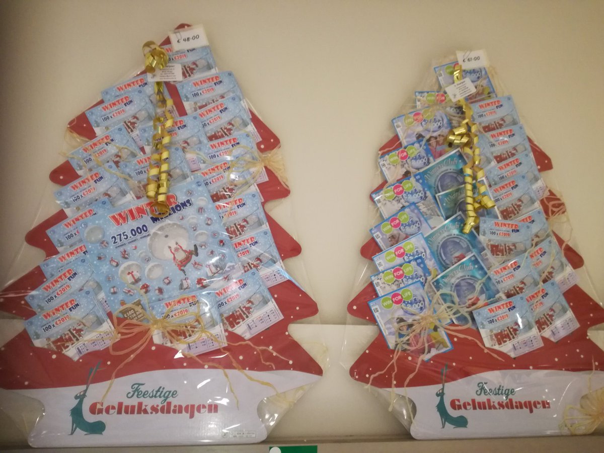 t_staelyzer's tweet photo. Wees dit jaar origineel, doe eens een boom cadeau!����🎄🎄🎁🎁🎁
#nationale_loterij #Christmas  #Staelyzer https://t.co/Ls8SeynQZE