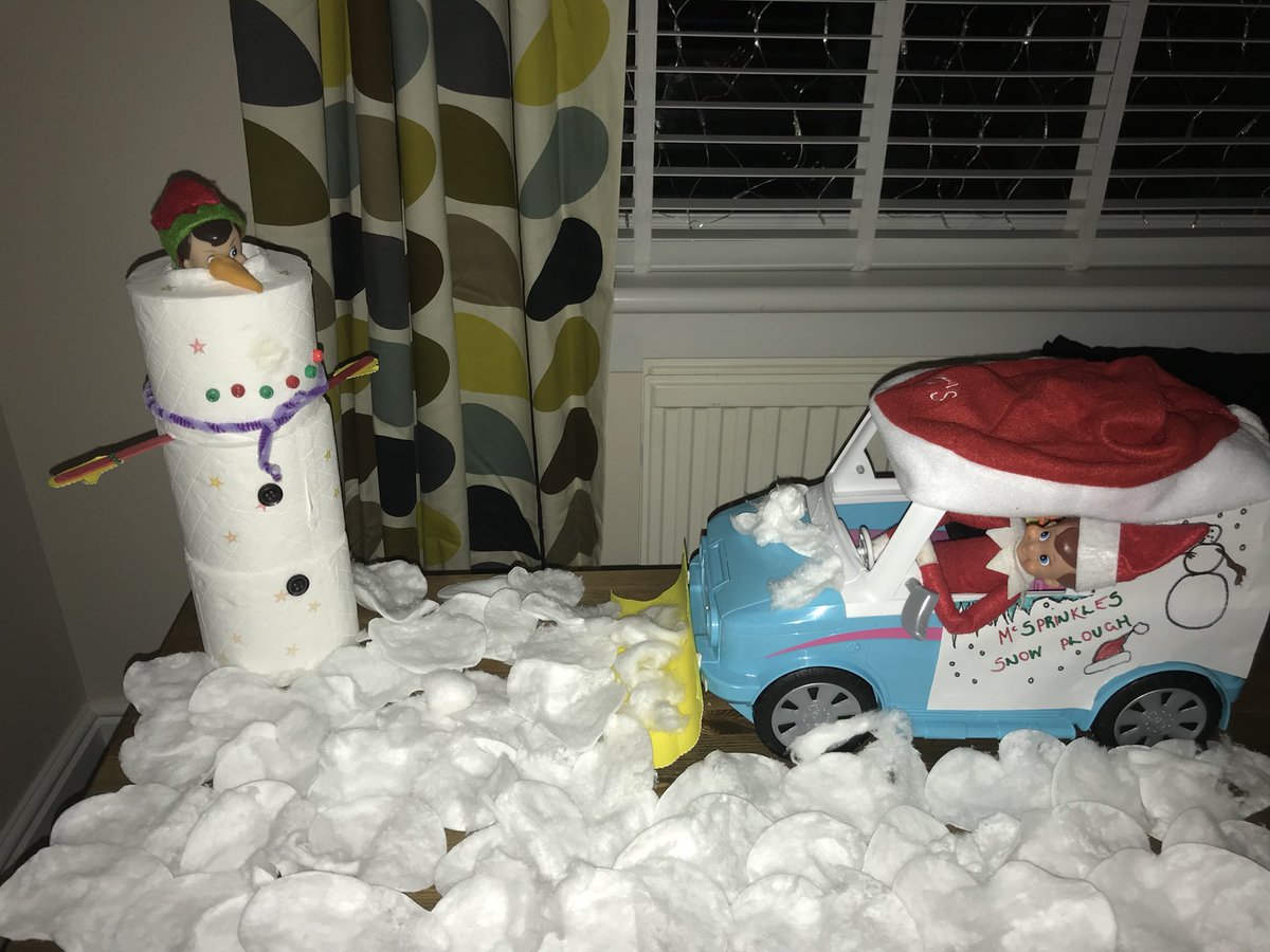 AngelaGrantxx's tweet photo. Pesky elf #magicofxmas #elfontheshelf https://t.co/9HeVaiXeLL