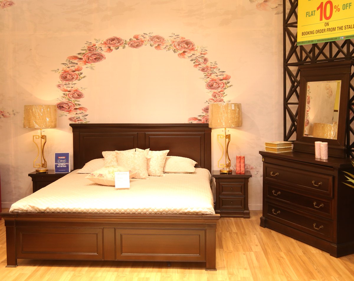 plfeofficial's tweet photo. #TBT throwback to #PLFE
Brighten up any space with this beautifully crafted collection from our last expo. So Clean and casual!
#plfe #homestore #homefashion #designerfurniture #sundaytimes #interiordecor #homedecor #furniture #luxuryhomeaccessories #karachi #karachiites https://t.co/nkBX3IaHa1