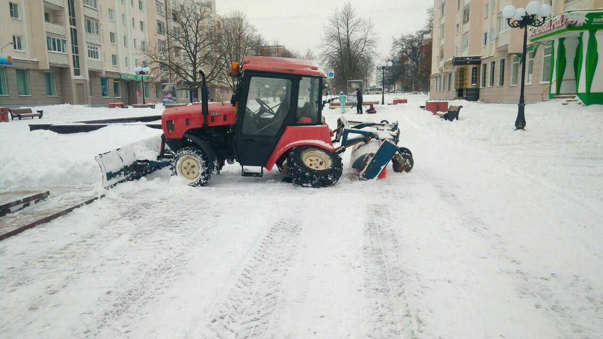 Трактор «откинул колеса» на уборке снега в Орле

orelgrad.ru/blog/2018/12/0…
#Новости # #орел