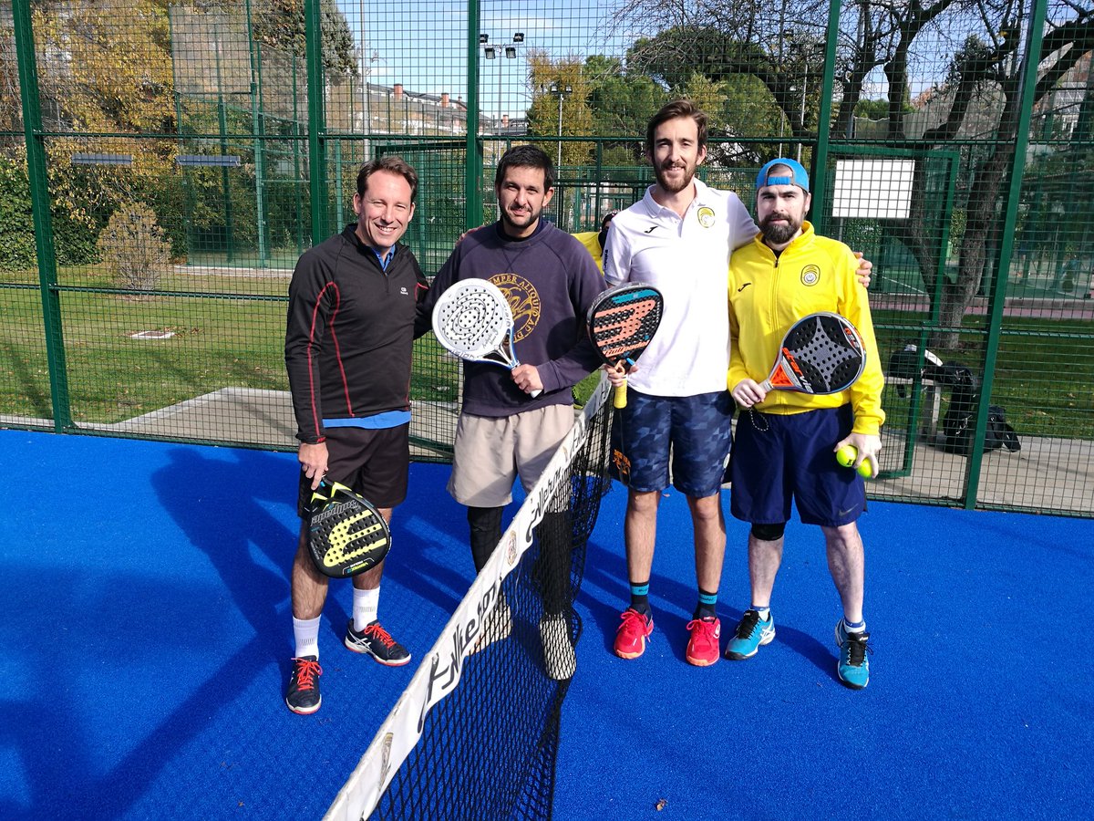 ParquePadel's tweet image. El Equipo "A" consiguió el ascenso a la División 1 de su zona al imponerse el pasado sábado en nuestro @CDPC77 al @tenislamoraleja. 

Como premio añadido, nuestros chicos y chicas disputarán la Fase Final de la @masterpadelliga el próximo 12 de enero. 

Enhorabuena!!!