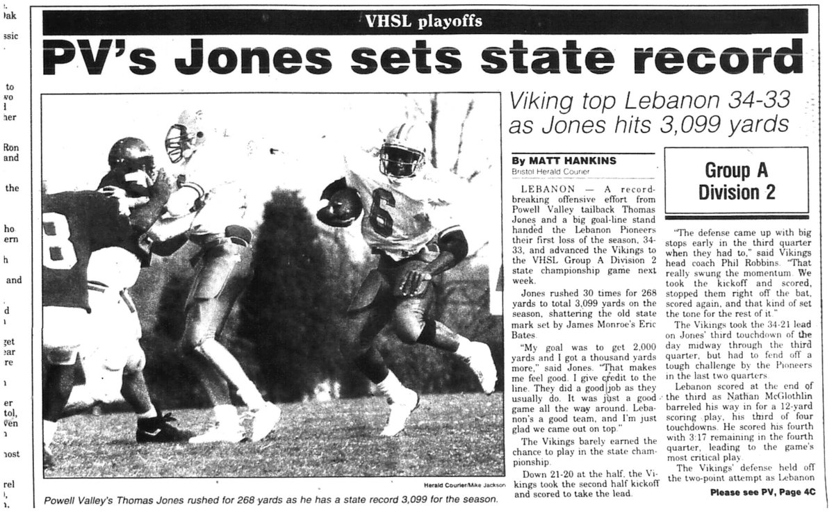 Hayes_BHCSports's tweet photo. 12/3/1994: Powell Valley 34, Lebanon 33 in #VHSL Group A, Division 2 state semifinals. One of the greatest high school football games ever played in Southwest Virginia. @CoachBRobbins @DoubleD_BSG @JeffPearlman https://t.co/NPTlSoaEDY