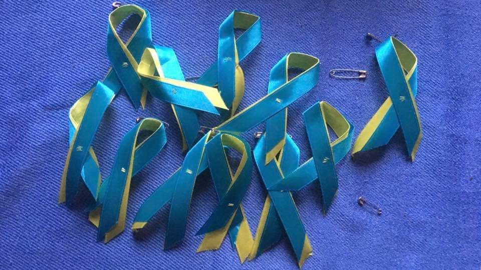 PamThomas01's tweet photo. Happy U.N. International Day of Disabled People. The UK  disabled people's rights movement has been campaigning for over 30 years for removal of disabling barriers in housing, built environment, education, transport, employment etc. Our chosen colours are turquoise &amp; yellow. https://t.co/Zc4NGtKean