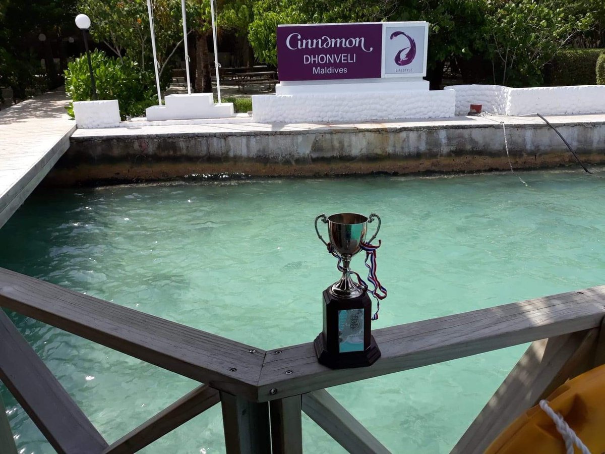wee_cup's tweet photo. Are you all feeling chilly this morning ?   Ah this is the life !   What a fabulous time in the Maldives I’m having https://t.co/egsvrowGFh