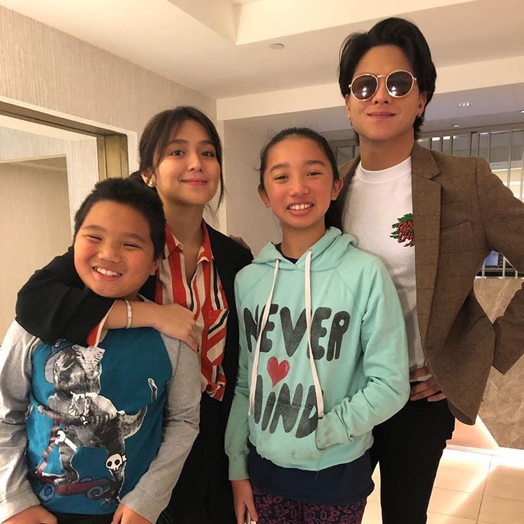 _missbeatriz_'s tweet photo. Very Mommy and Daddy ang datingan 💙

#ThreeWordsToForeverDay6 https://t.co/x0kM1jfmaD