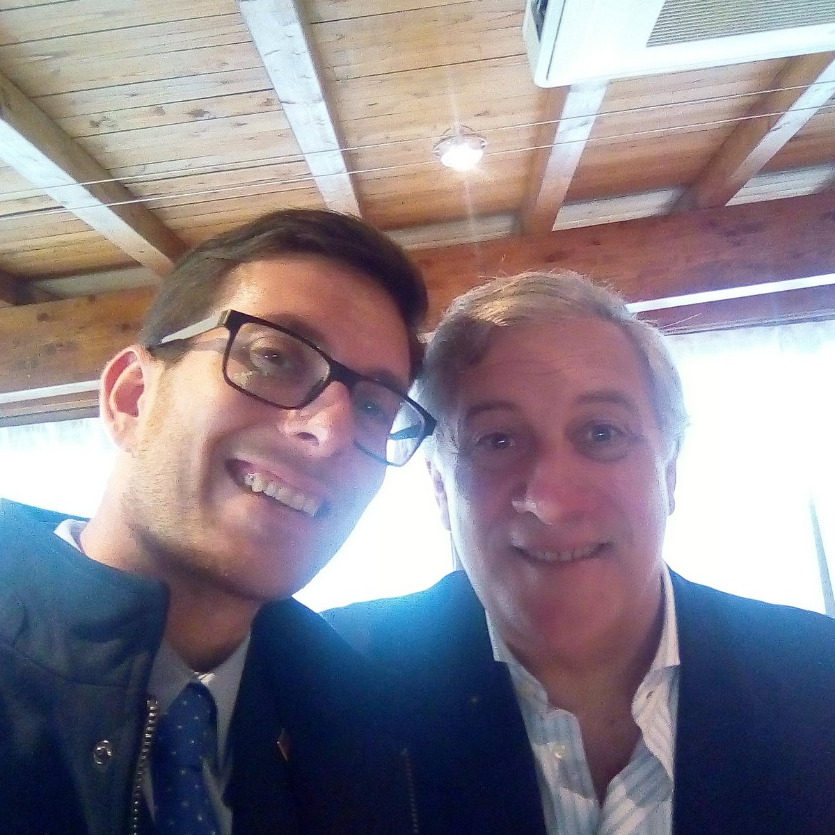 RikBrak's tweet image. Con l'amico, Presidente del #parlamentoeuropeo e Vice Presidente di #ForzaItalia @Antonio_Tajani
#europeanparliament #ppe #tajani