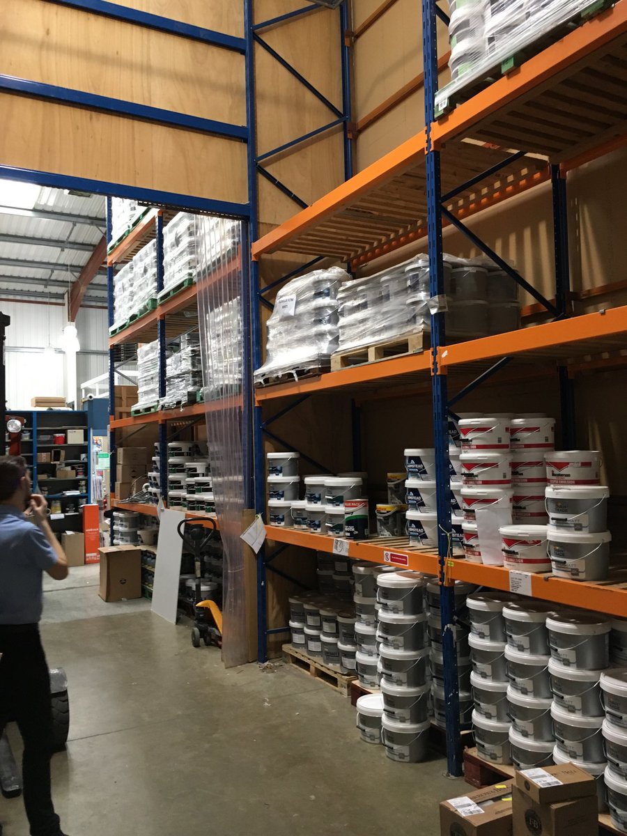 Bruce_Tor's tweet photo. Visited Brewers Northampton on Thursday.. Wow thank you for your support and business all year your help has been very much appreciated all year.
#brewersdecoratingcentrenorthampton; #brewers; #crowntrade #loadsofstock; #CrownCovermatt; #youknowitmakesense https://t.co/I5cSLzXMbD