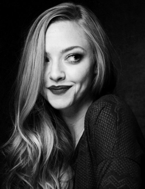 Happy Birthday Amanda Seyfried!   