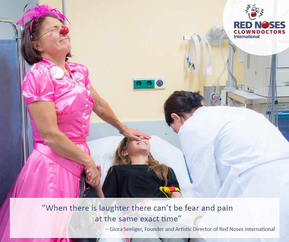 rednoses_int's tweet photo. When facing difficult treatments, examinations or surgeries, hospitalised children often become extremely anxious and afraid. The presence of our #clowns inspires a calming atmosphere in the moments where the fear is at its highest. #IntensiveSmile https://t.co/7vNnLnfGKX