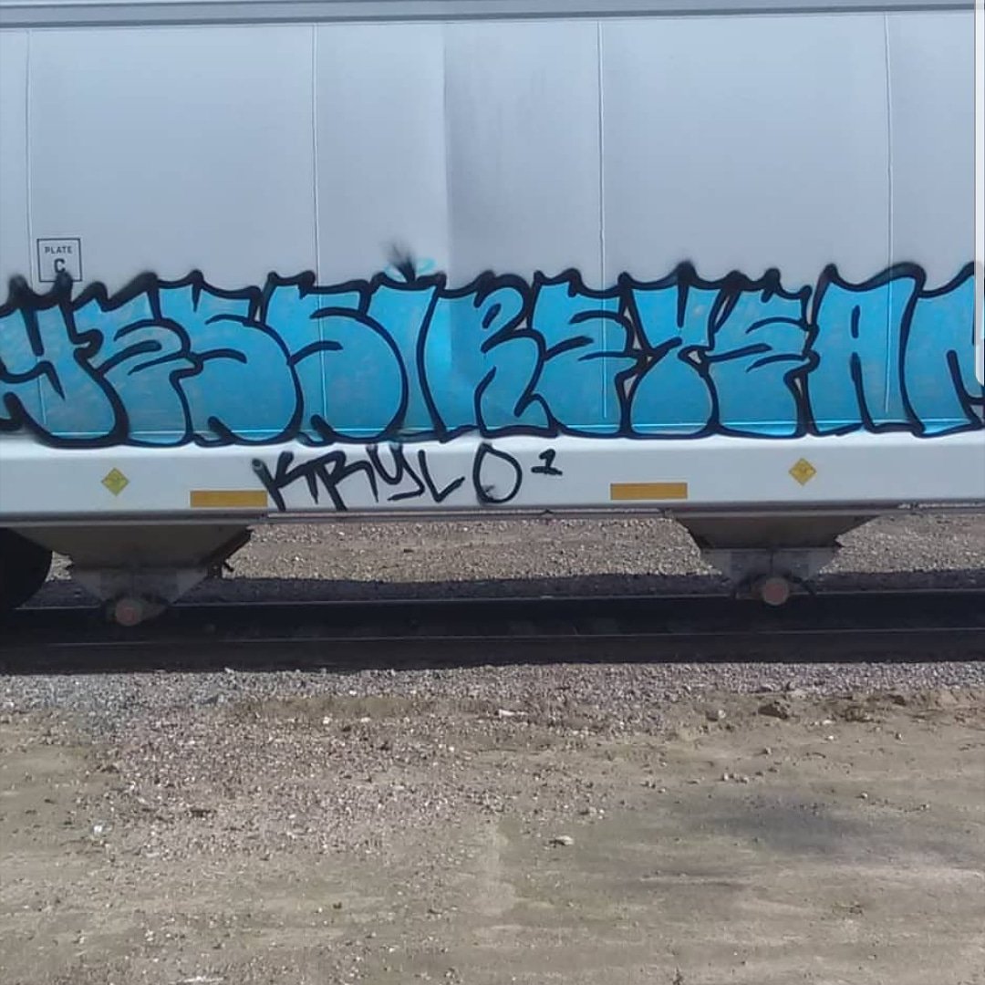 Yessireyeam tweet media