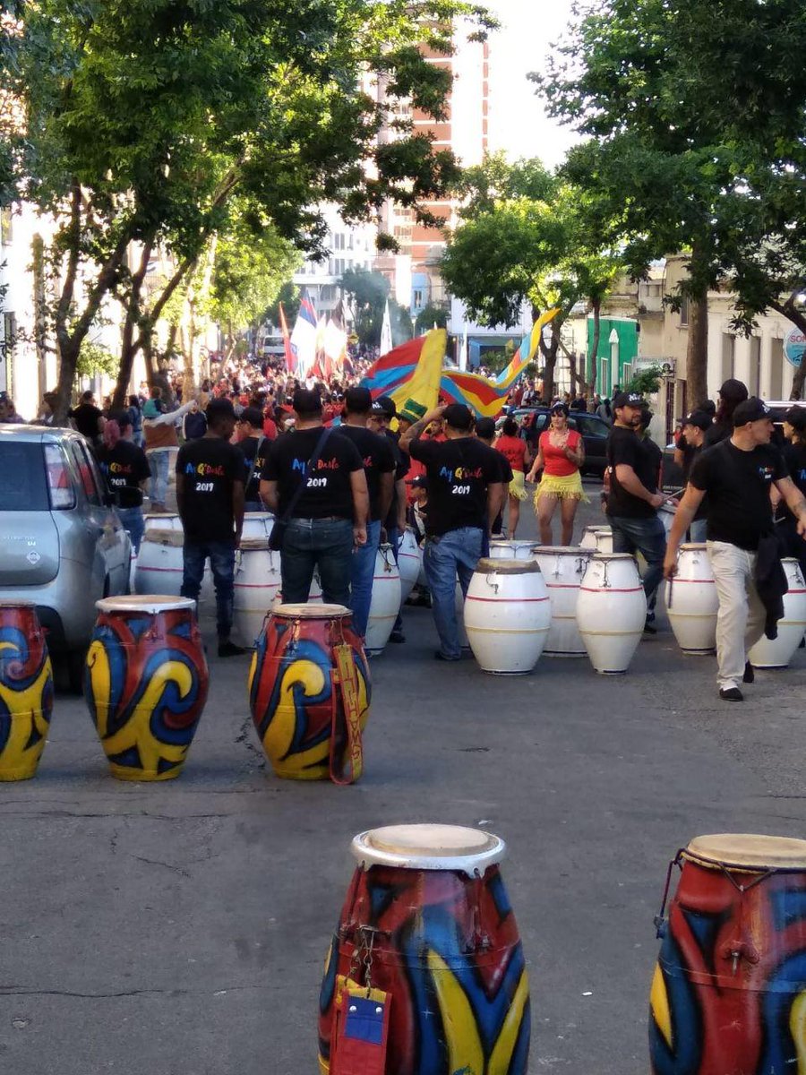 Sputnik_Insight's tweet image. Uruguayan comparsas (carnival groups with singers, musicians and dancers) perform in Montevideo on National #Candombe Day, which celebrates Afro-Uruguayan culture and racial equality. Photos by Patricia Ávila Dossetti #Uruguay