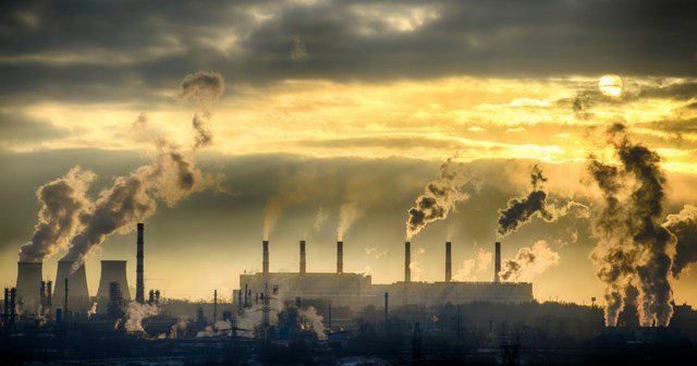 El último informe de ONU Medio Ambiente presentado en el Acuerdo de París establece triplicar compromisos climáticos para poder limitar el calentamiento global en 2°C via <a href="/_Contrainfo/">Contrainformacion.es</a> bit.ly/2raEhtl