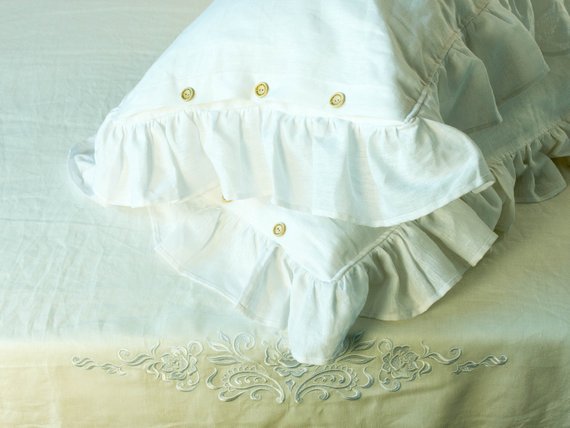 Linen Pillowcases with Ruffle Bedding Rustic Pillow Case Pillow Shams Rustic Decor Wooden Buttons Pillow Cover Bed Pillows #pillowcase #LinenPillowCase 
$30.50
➤ goo.gl/vqdmuH