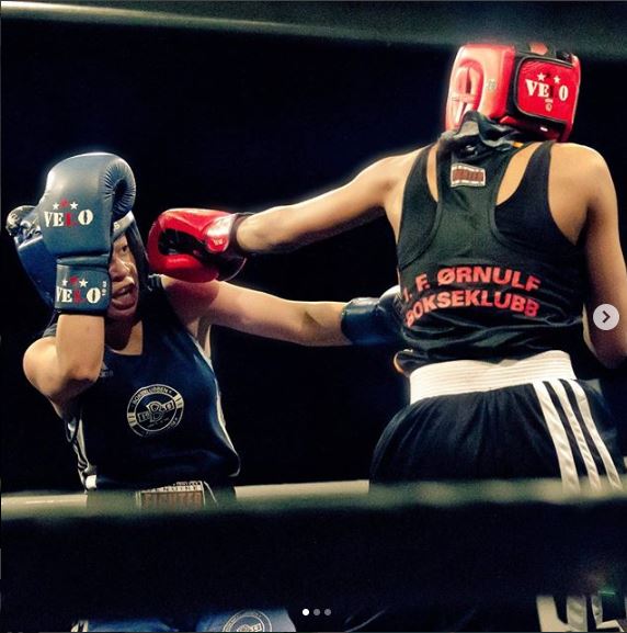 #SiraBojang at #NorwegianNationalChampionships is one of the aggressive  female #Boxers out there #OsloBoxingclub,#MichaelChiesa #KevinMTPLee #AlIaquinta #CoreyAndersonUFC #CarlosCondit #JaredGordon #NettoBJJ #LuisHenriqueKLB #MatheusNicolau #ErikJonKoch #PascalKrauss 🥊