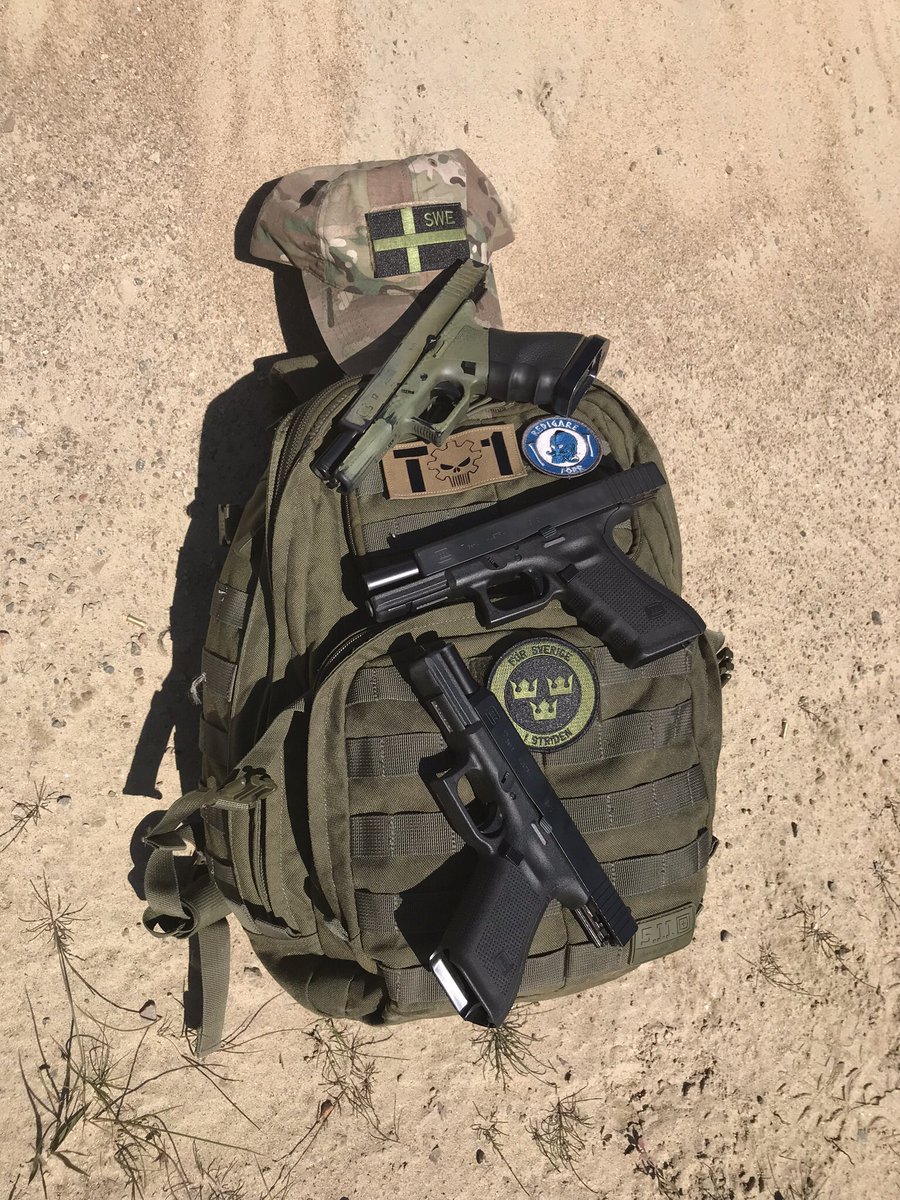 dukanvabajskorv's tweet photo. #dagensvapenbild blir en generationsbild. #glockgen3 #glockgen4 #glockgen5 #redigareförr #tieronefirearmstrainingsolutions
#sweshooter https://t.co/AjhmOTjVCK