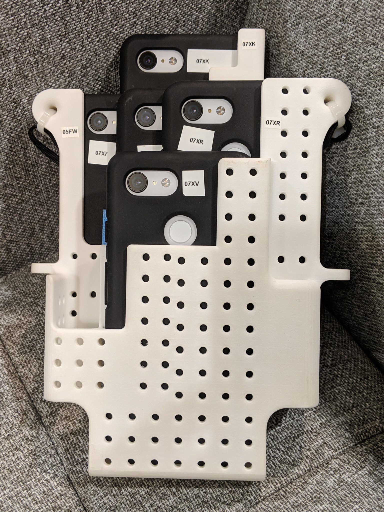 DtexHDFV4AAxUBE.jpg:large