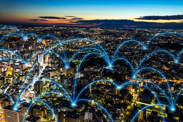 besmartcitycom's tweet image. La #SmartCity du rêve à la réalité. Gare au #SmartWashing ! Place à l'évaluation socio-éco des projets et aux mesures d'impact. buff.ly/2Edfw88