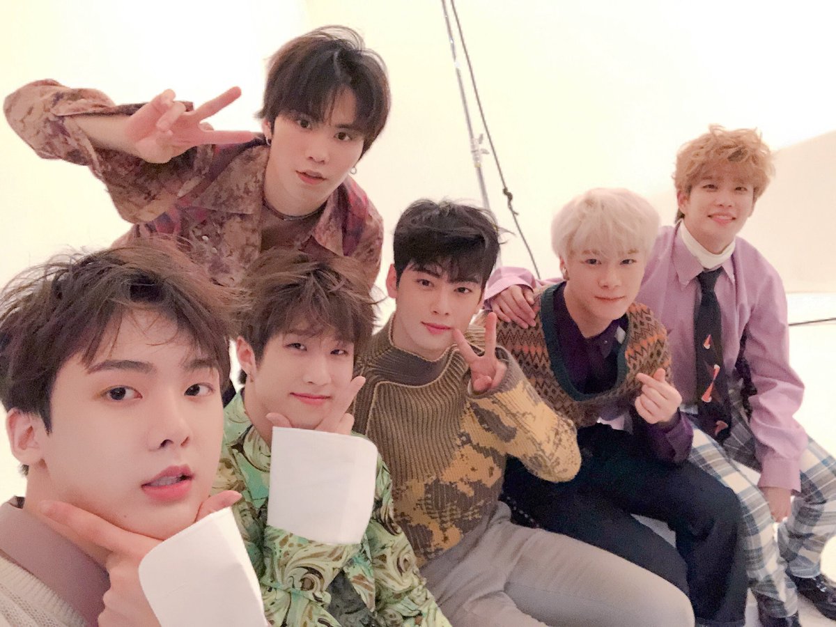 mayuk_astro's tweet photo. 久しぶりにタグする🏷
新しいロハ友探し

01(02)line 은우よりallペン

☆国内、海外飛べる方🛩
★とりあえず絡んでくれる方💖

#ASTRO好きな人と猛烈に絡みたくて絡みたくて仕方がないのでASTRO好きな人がRTしてくれたらフォローしますのでこれを見たASTRO好きな人は是非RT拡散してください https://t.co/lSIgQxUFWt
