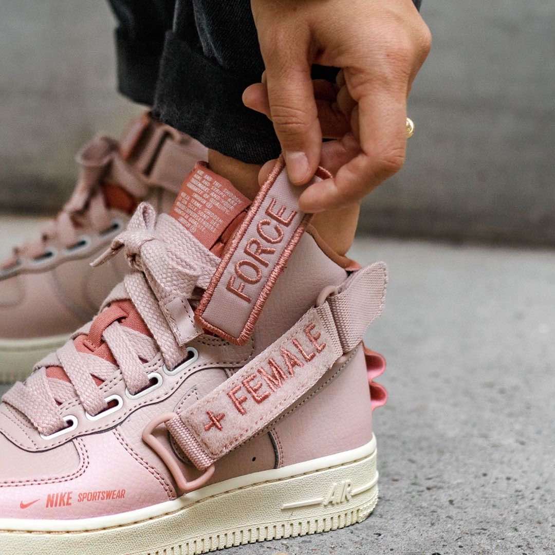 nike air force 1 utility woman