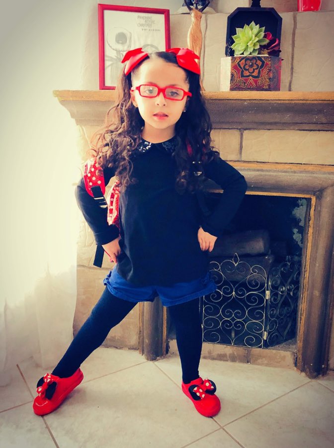 Nanyz7's tweet photo. 💕💜Te pedí con mi fuerza al universo, Te escribí en un par de versos Que mandé volando al cielo
Te pedí...Te soñé Y te amé sin conocerte...💜💕 #Hermosa #love #truelove #loveyoubabyD https://t.co/YgKQobbxQt