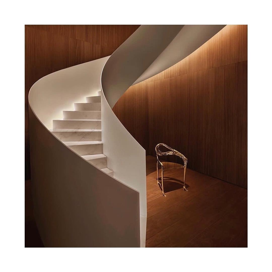 bdbarcelona's tweet photo. Leda chair by Salvador Dalí at the brand new @EDITIONbcn hotel. Interior design by @lazarorosaviola.
#interiordesign #BarcelonaEDITION #Barcelona #salvadordali #designmeetsart #design https://t.co/6WhEY3i1Fo