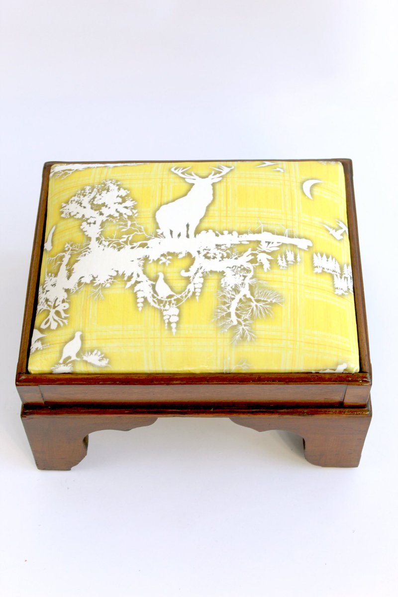 TBeasties's tweet photo. Day 3 of our Stool Advent Calendar and today up for grabs is our Yellow Monarch Stool.
.
This stool will go live on our website at some point today. So keep checking 👍
#TBAdvent #stooladay #stools #Advent #ChristmasAdvent #fabric #upholstery #furniture #timorousbeasties https://t.co/LmajCtjDsE
