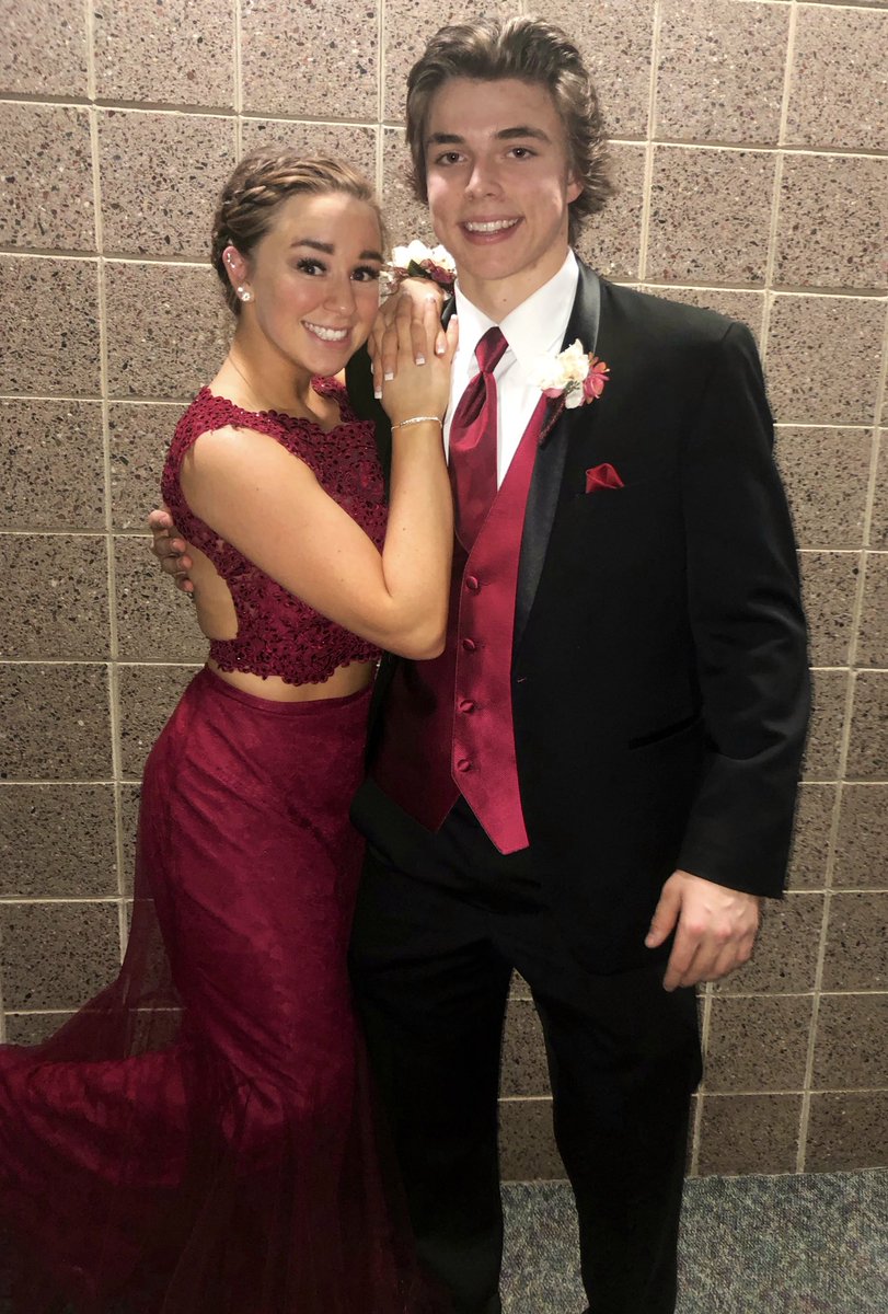 mikerramatthews's tweet photo. Formal 2018 @Lumberjack_Live https://t.co/1upgmhFbLh