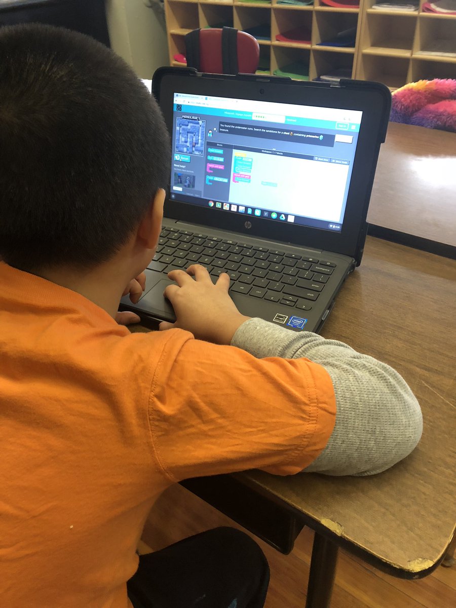 allisyn_yanuzzi's tweet image. Third graders are loving Coding for Hour of Code! #WeeCode #FutureReadyNJ #CSforAll @WeehawkenTSD @SuzanneMera