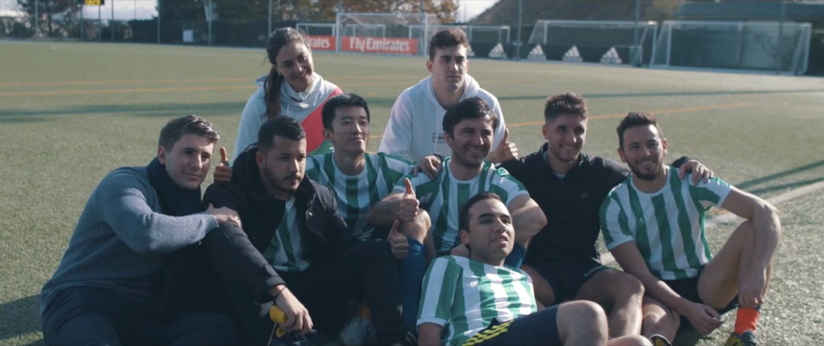 RealMadridUE's tweet photo. Una vez más, los alumnos de la Escuela @RealMadridUE disfrutaron de la que fue una jornada para fortalecer las relaciones de los estudiantes y fomentar los valores de liderazgo, excelencia, trabajo en equipo, emprendimiento e integridad ➤ https://t.co/8GW1sg2Upn
#gettogether18 https://t.co/ubRH8tiqbF