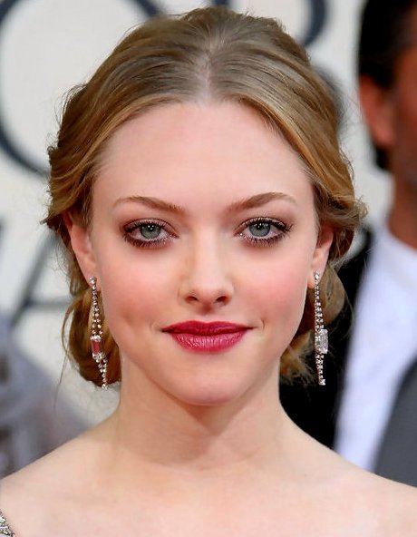 Amanda Seyfried December 3 Sending Very Happy Birthday Wishes! All the Best! 