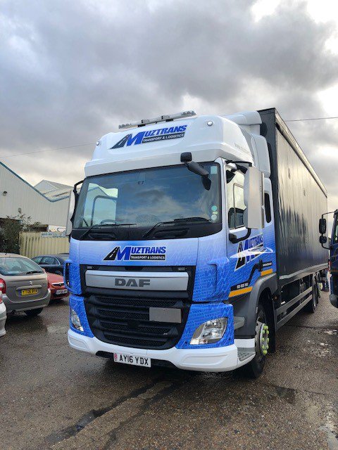 MuztransLimited's tweet image. With thanks to @RGVAltd for an excellent job on our new addition to the fleet #SettingStandards #ForsGold #MakingLogisticsSimple #HandleStoreDeliver